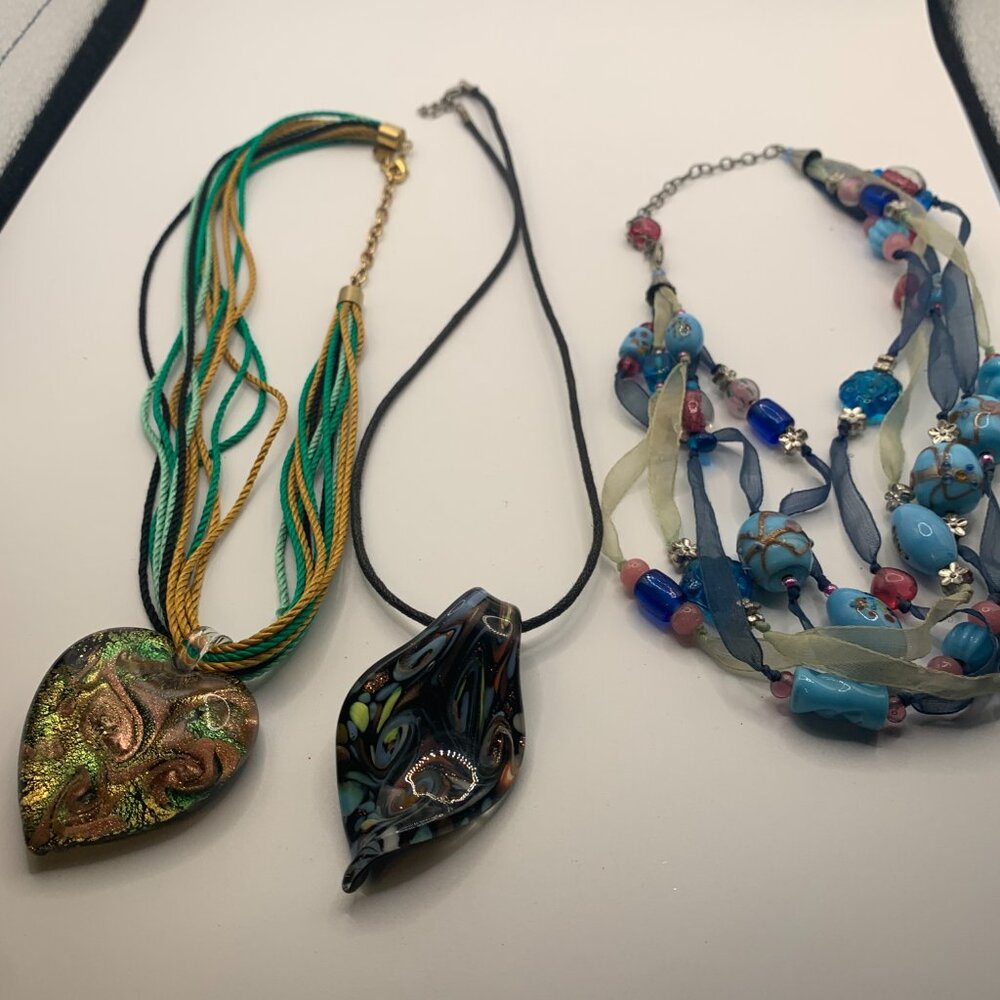 3ct Glass Pendant & Bead Necklace BUNDLE